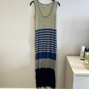 Striped knit maxi dress